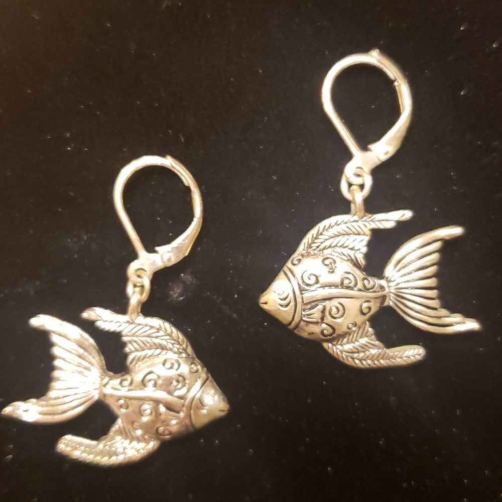 Silvertone Fish Charm Dangling Earrings
